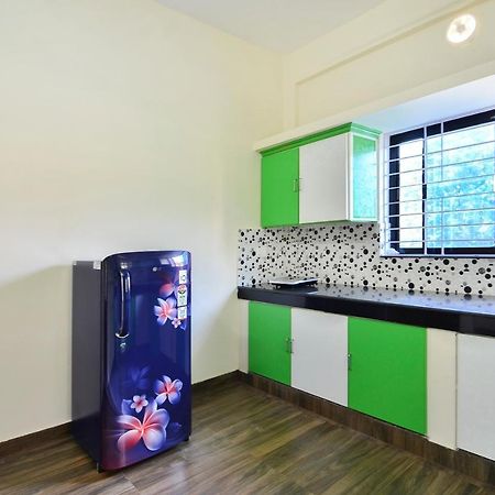 Oyo Home 81801 Akash Villa Trippapur Екстер'єр фото