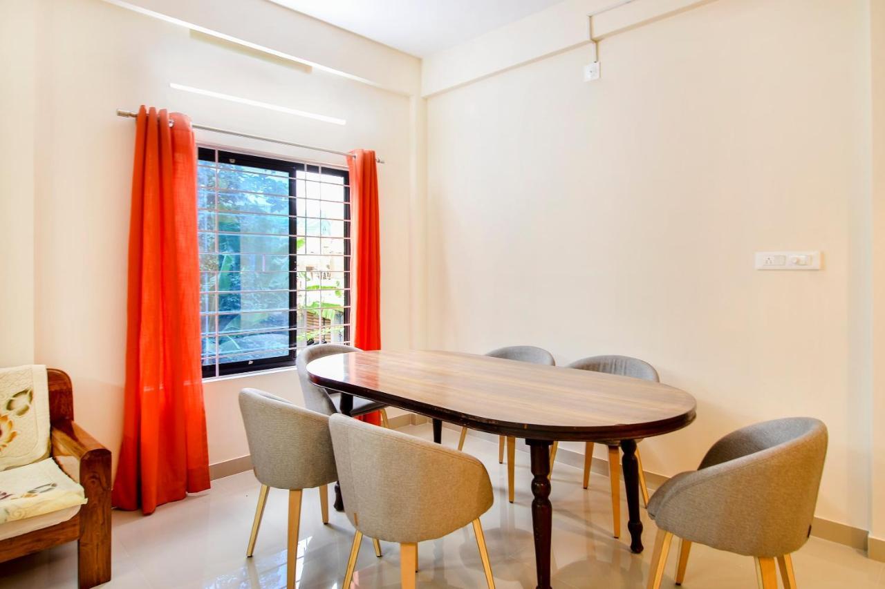 Oyo Home 81801 Akash Villa Trippapur Екстер'єр фото
