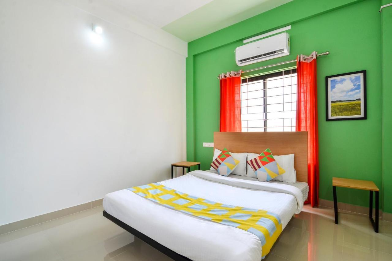 Oyo Home 81801 Akash Villa Trippapur Екстер'єр фото