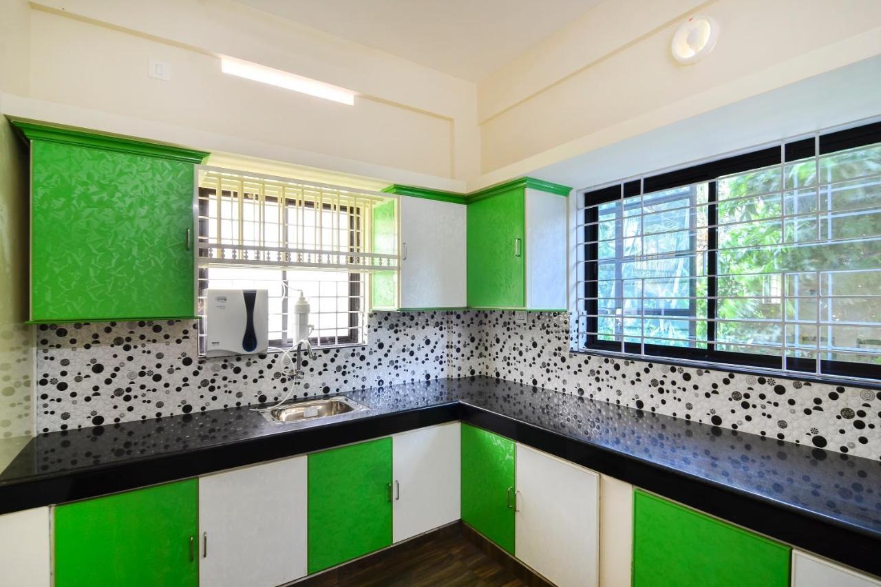 Oyo Home 81801 Akash Villa Trippapur Екстер'єр фото